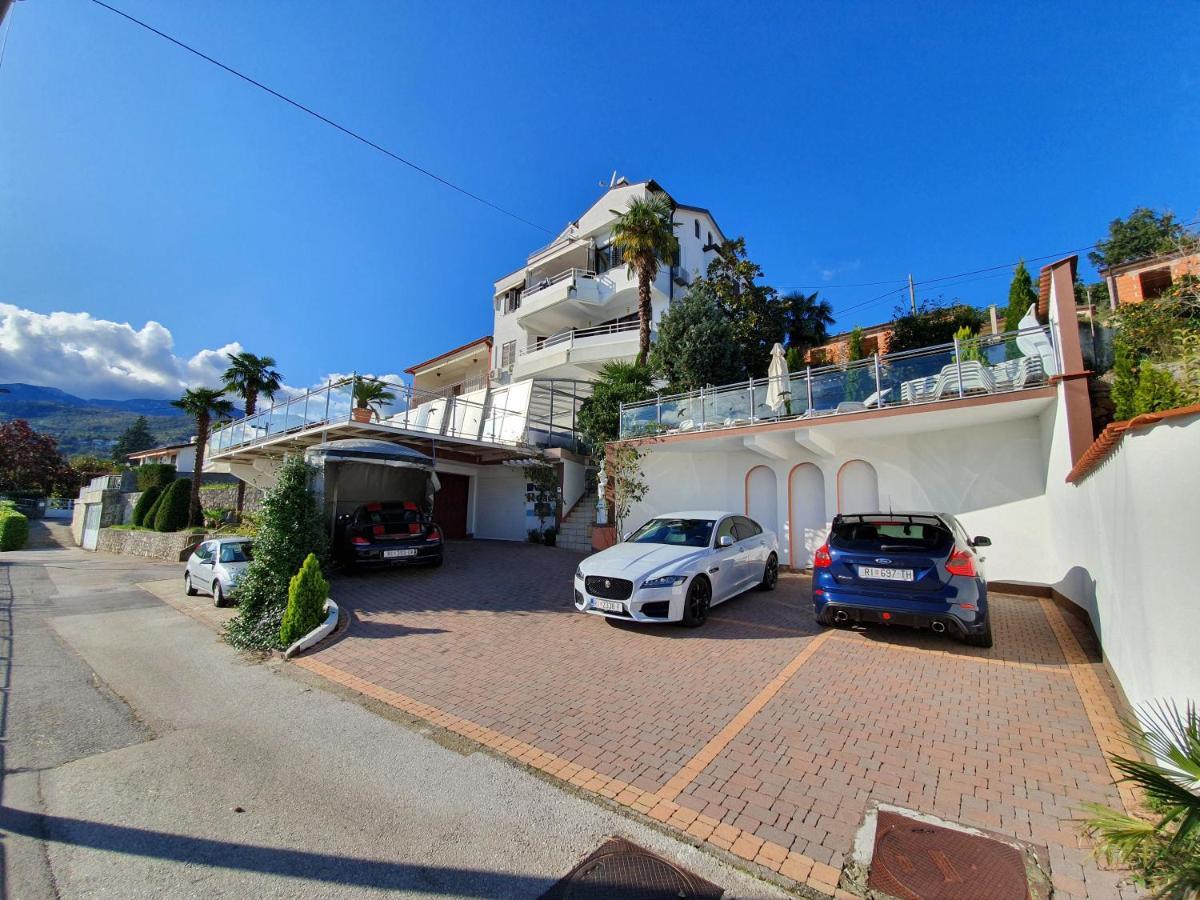 Villa Roses Apartments & Wellness Ičići Dış mekan fotoğraf